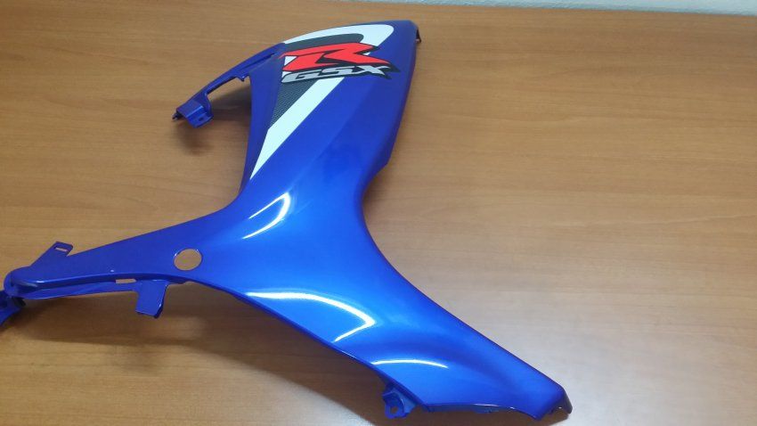 CARENADO DERECHO GSX R600 PRECIO 150ER